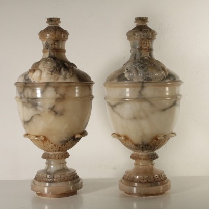Paire de grands Vases en Style Ecléctisme Albâtre Italie '900