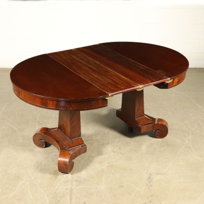 Runder ausziehbarer Tisch aus Frankreich 19. Jahrhundert