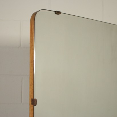 C&#243;moda con espejo