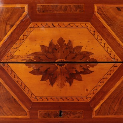 Commode à trois Tiroirs Marqueterie Maggiolini Lombardie Italie '800