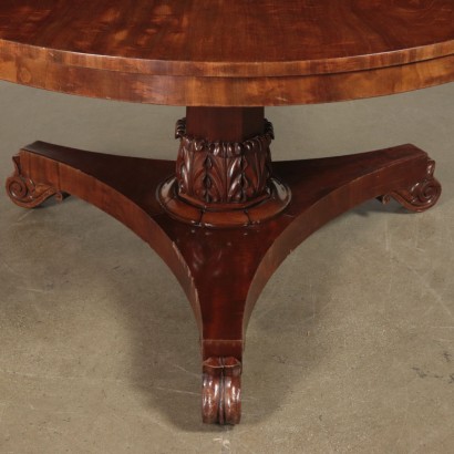 Table Antique