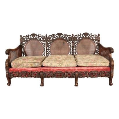 Sofa im Neo-Renaissance Stil Walnuss Samt Italien XX Jhd