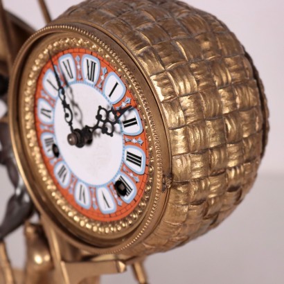Horloge de Table Bronze Doré Fer - XX Siècle