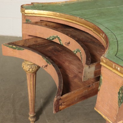 Venezianischer neoklassizistischer Schreibtisch