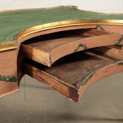 Venezianischer neoklassizistischer Schreibtisch