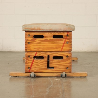 moderne Kunst, Design moderne Kunst, Stuhl, moderner Kunststuhl, moderner Kunststuhl, italienischer Stuhl, Vintage-Stuhl, 60er-Jahre-Stuhl, 60er-Design-Stuhl