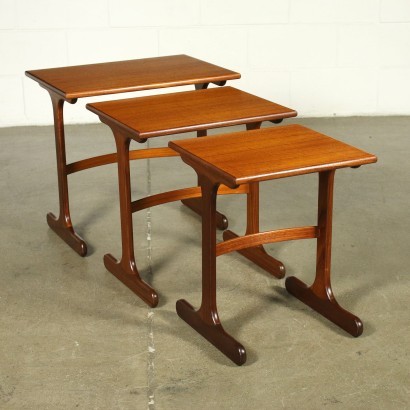 modernariato, modernariato di design, tavolino, tavolino modernariato, tavolino di modernariato, tavolino italiano, tavolino vintage, tavolino anni '60, tavolino design anni 60