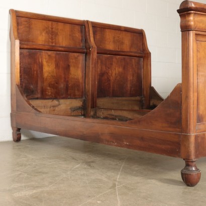 Boat-Shaped Queen Size Bed Walnut Italy 19th Century