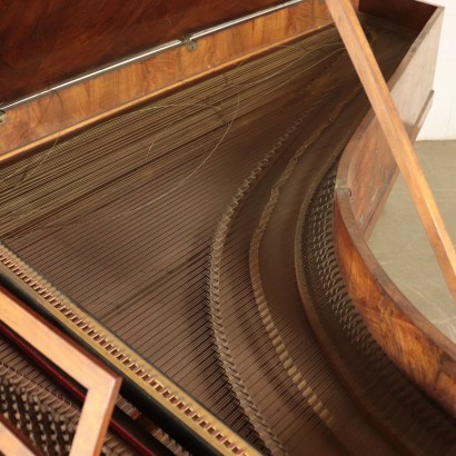 Grand Piano Walnut and Burl Veneer Vienna Austria 19th-20th Century