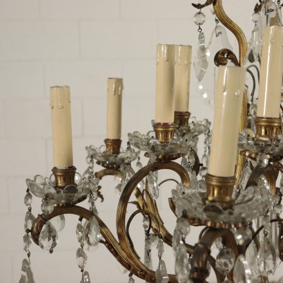 16th Light Chandelier Gilded Bronze Crystal Italy 20th Century