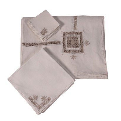 Mantel de lino con 11 manteles más 6 servilletas