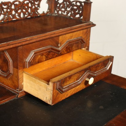 Umbertine Desk Marple Walnut Italy 19th Century