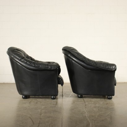 Armchairs Foam Leather Italy 1990s