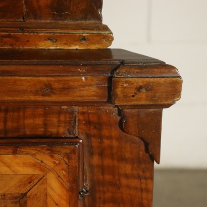 Pair of Neo-Classical Corner Cabinets Walnut Italy 18th Century