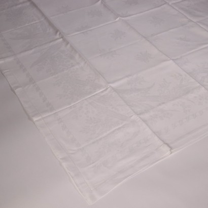Flanders tablecloth with 12 napkins
