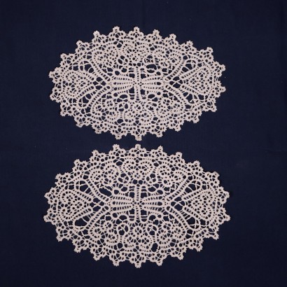 Pair of Doilies in Tombolo