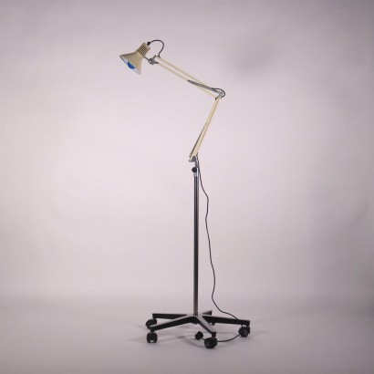 Lámpara de pie, metal esmaltado, aluminio. Buen estado, lámpara de los años 70.
