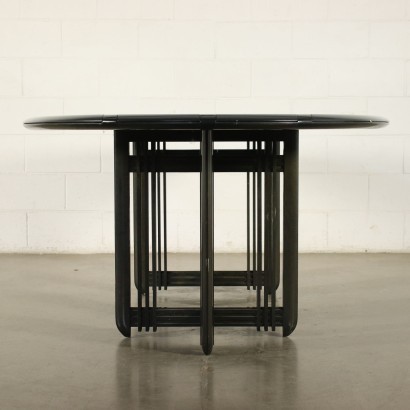 Tisch von Giorgetti, Lackiertes Holz, Italien, 1980er.