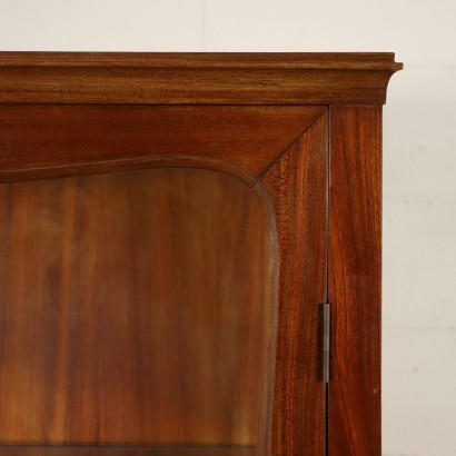 Vetrina, legno impiallacciato mogano, vetro, puntali in ottone.,Vetrina Anni 50