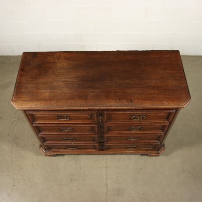Lombard Barque Chest Of Drawers Walnut Italy 18th Century