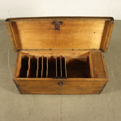 antiques, chest, antique chests, antique chest, Italian antique chest, antique chest, neoclassical chest, 19th century chest