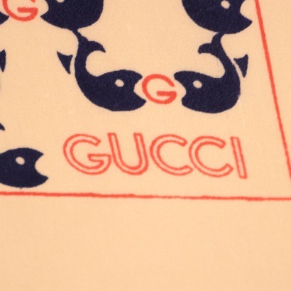 Fular Gucci vintage con pez