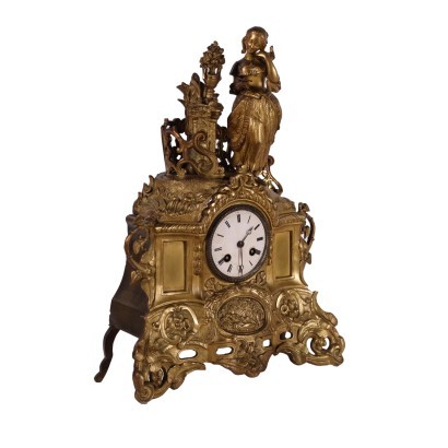 Reloj de mesa en bronce dorado