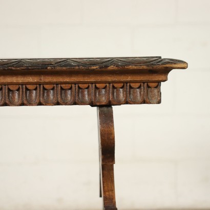 Table basse de style Néo-Renaissance