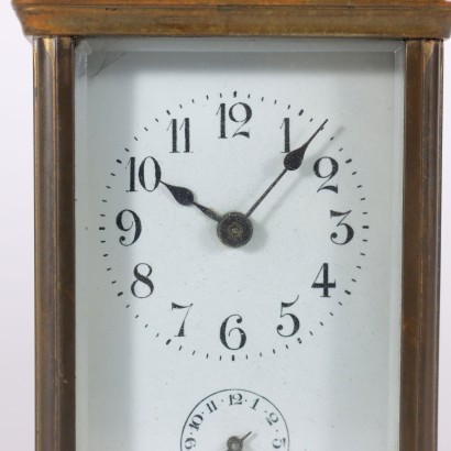 Horloge de Voyage Bronze Verre - Europe XIX Siècle.