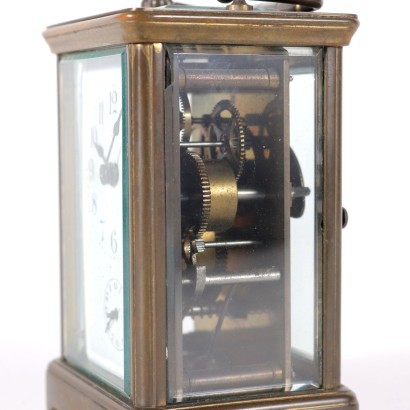Horloge de Voyage Bronze Verre - Europe XIX Siècle.