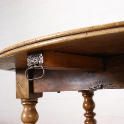 antiguo, mesa, mesa antigua, mesa antigua, mesa italiana antigua, mesa antigua, mesa neoclásica, mesa del siglo XIX, mesa de ala francesa