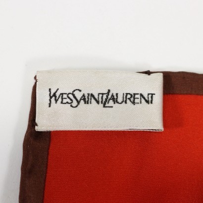 Yves Saint Laurent foulard, vintage Paris, años 90, foulard fashion, vintage fashion