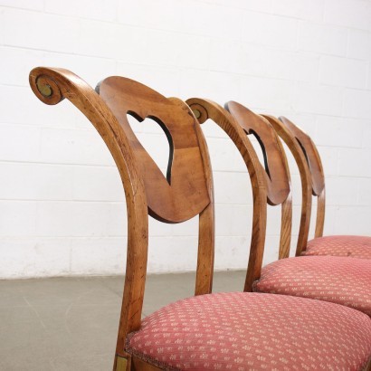 Gruppe von 4 Stühlen Holz Italien XX Jhd