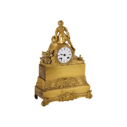 Reloj de mesa en bronce dorado