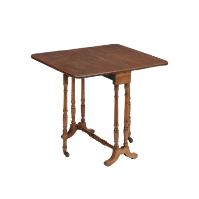 Kleiner Viktorianischer Tisch Mahagoni England XIX Jhd