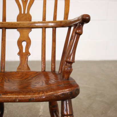 Windsor Children\'s Chair Elm - England XIX Century