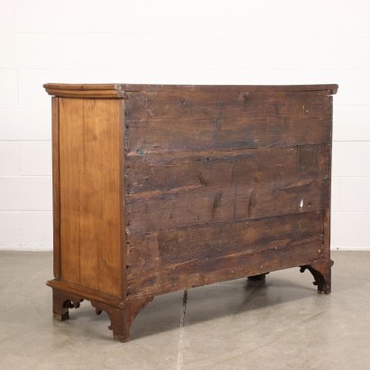 Baroque Bergamasco chest of drawers in Walnut