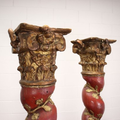 Pair of Twisted Columns Chestnut Spain XVIII Century