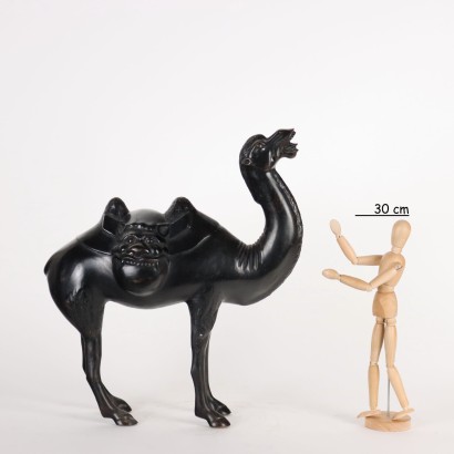 Camello de bronce chino