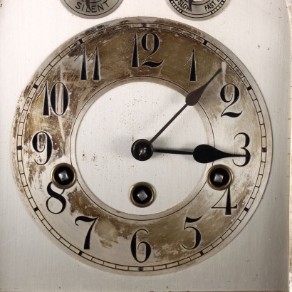 antigüedades, reloj, reloj antigüedades, reloj antiguo, reloj antiguo italiano, reloj antiguo, reloj neoclásico, reloj del siglo XIX, reloj de péndulo, reloj de pared, reloj Junghans con estante