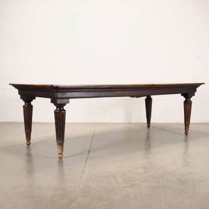 Neoclassical Table Walnut Italy XVIII Century
