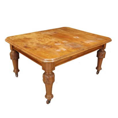 English table in mahogany