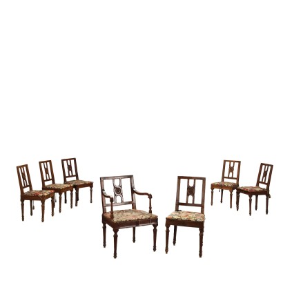 Gruppe von 6 Stühlen und Sessel Nussbaum Italien XVIII Jhd