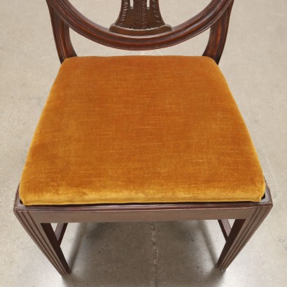 Group of 6 Chairs Hepplewhite Style Mahogany England XX Century