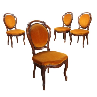 Gruppe von 4 Stühlen Louis Philippe Nussbaum Italien XIX Jhd