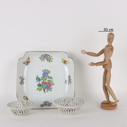 Centerpiece and Baskets H. Hungary Porcelain Hungary XX Century
