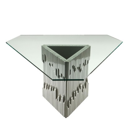 Dreieckiger Tisch von L. Frigerio Holz Italien 1970er