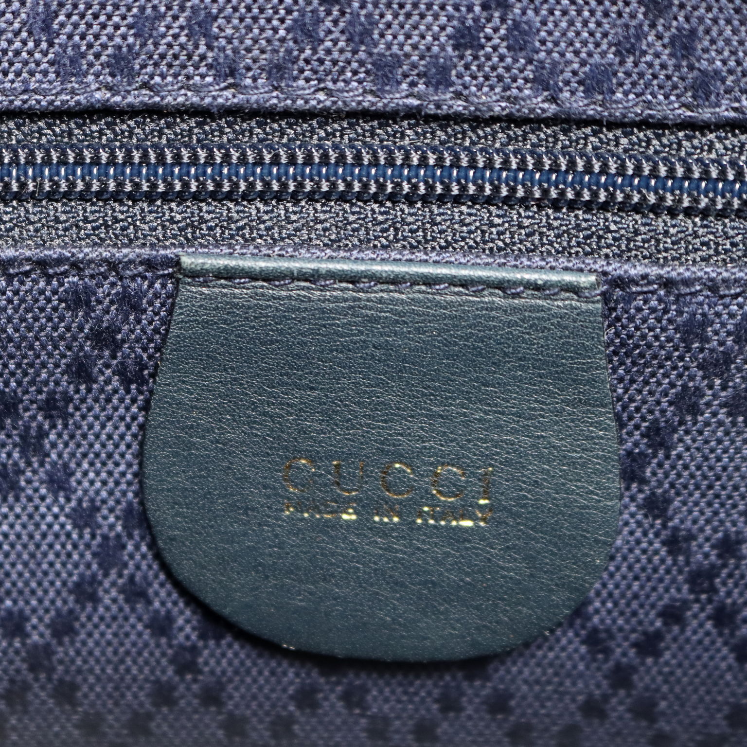 Gucci Vintage 1990s Brown Leather Borsello Shoulder Bag – Amarcord Vintage  Fashion